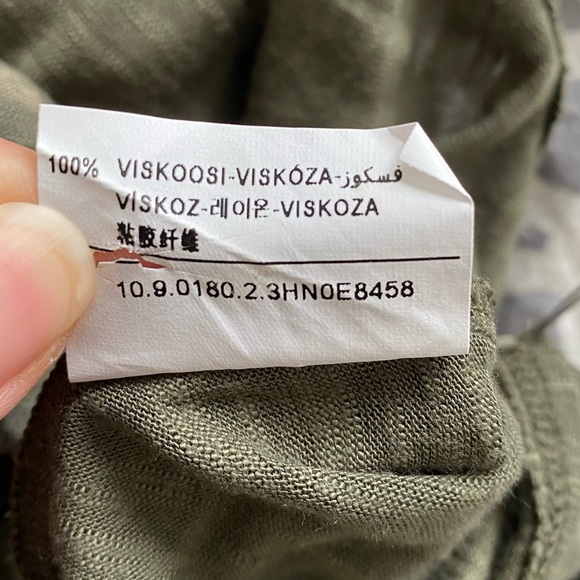 STYLE BENETTON LEOPARD PRINT TANK TOP - Picture 6 of 7